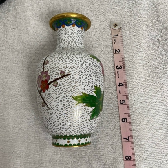 Vintage Chinese Traditional White Floral Bird Set of 2 Small Vases Contemporary - Picture 16 of 16